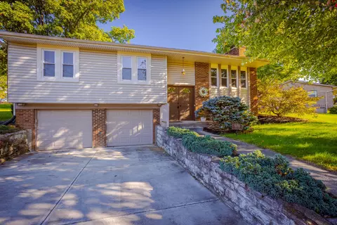 970 Villa Dr, Villa Hills, KY 41017 photo 1
