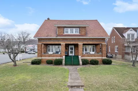 916 E 2nd St, Maysville, KY 41056