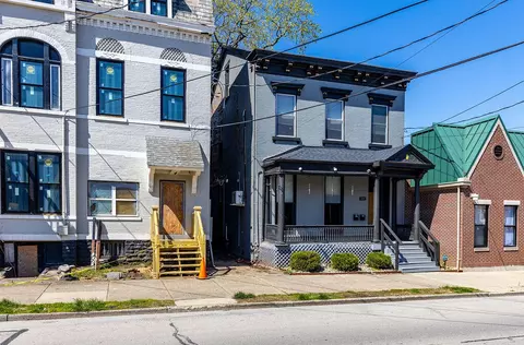 1009 Scott St, Covington, KY 41011 photo 1