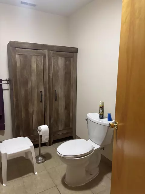 Bath - 2845 Mary Ingles Hwy E, Augusta, KY 41002 photo 1 of 2