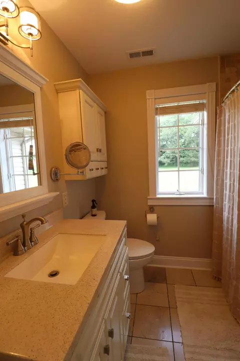 Bath - 4020 Stapleton Acres, Dover, KY 41034 photo 3 of 7