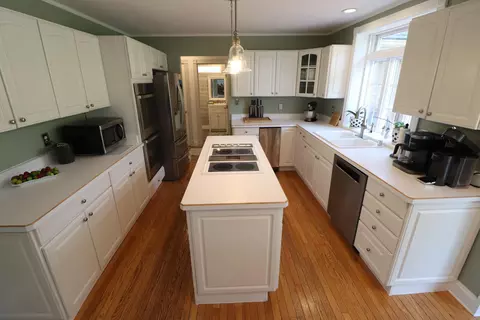 Kitchen - 4020 Stapleton Acres, Dover, KY 41034 photo 3 of 5