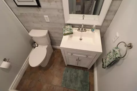 Bath - 4020 Stapleton Acres, Dover, KY 41034 photo 1 of 7