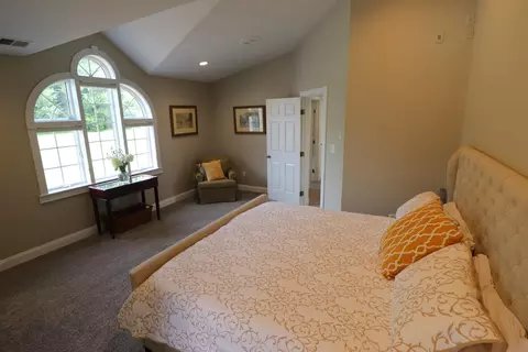 Bedroom - 4020 Stapleton Acres, Dover, KY 41034 photo 7 of 7