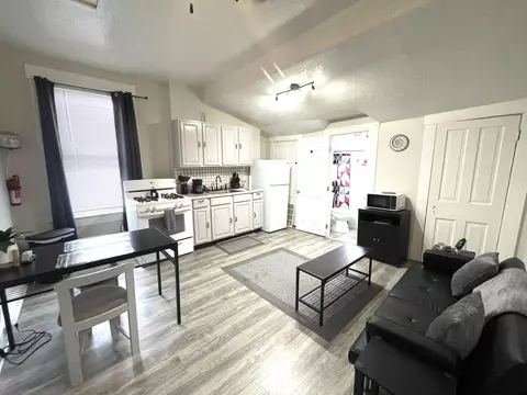 Kitchen - 1333 Scott St, Covington, KY 41011 photo 1 of 5