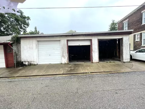 Exterior - 1333 Scott St, Covington, KY 41011 photo 4 of 6