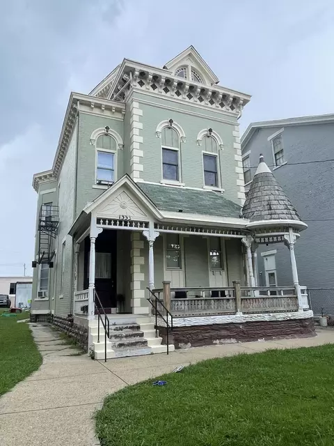 Exterior - 1333 Scott St, Covington, KY 41011 photo 3 of 6