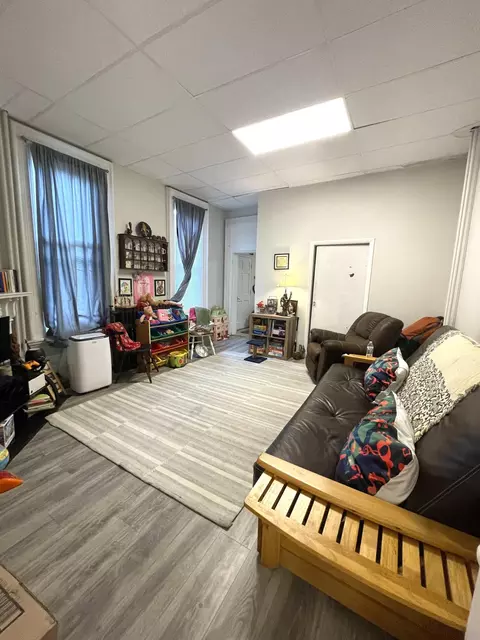 Living - 1333 Scott St, Covington, KY 41011 photo 3 of 3