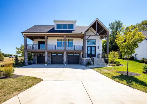 2400 Copper Ridge Ct, Hebron, KY 41048