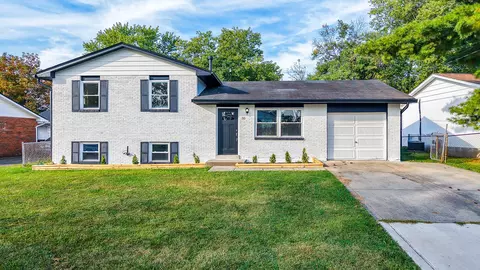 35 Lexington Dr, Erlanger, KY 41018