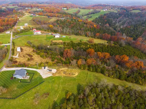 15711 Pfanstiehl Rd, Demossville, KY 41033