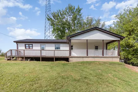 360 Day Hill Rd, Foster, KY 41043
