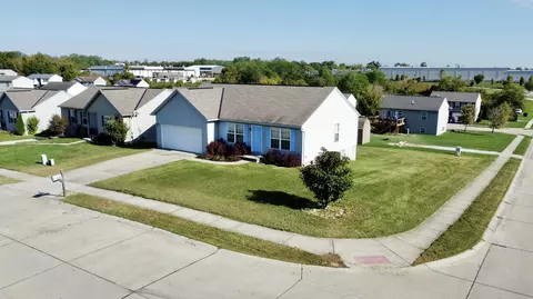 400 Lost Creek Dr, Walton, KY 41094