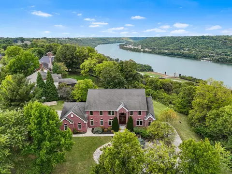 2096 Angela Ct, Villa Hills, KY 41017