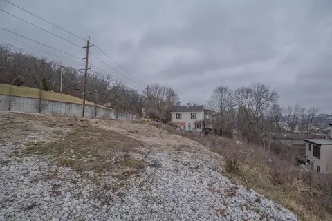 652 Western Ave, Covington, KY 41011 photo 3