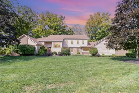 886 Squire Oaks Dr, Villa Hills, KY 41017