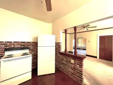 Kitchen - 463 465 Hazen St, Covington, KY 41016 photo 2 of 2