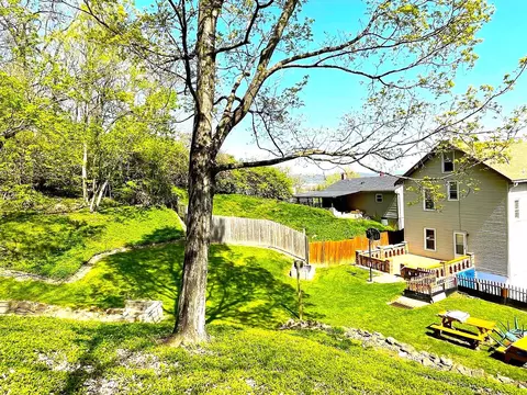 Exterior - 463 465 Hazen St, Covington, KY 41016 photo 6 of 11