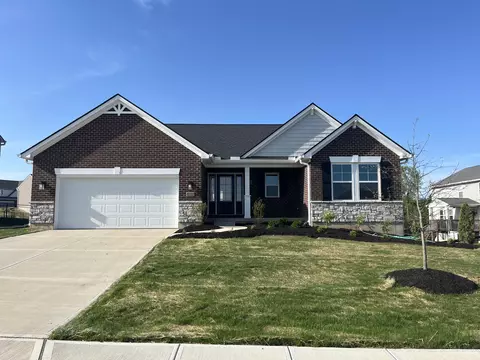 1522 Autumn Ridge Dr, Hebron, KY 41048