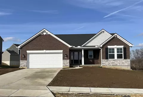 1522 Autumn Ridge Dr, Hebron, KY 41048