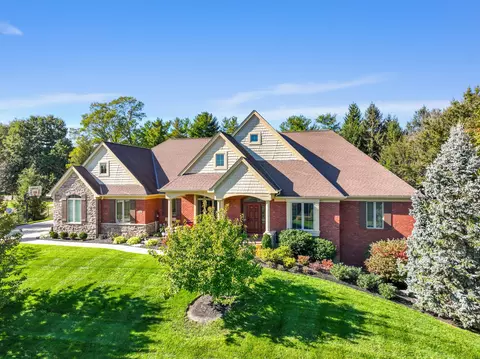 931 Squire Oaks Dr, Villa Hills, KY 41017