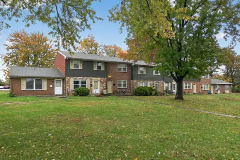 7402 Shenandoah Dr, Florence, KY 41042
