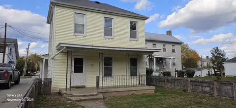 207 E 3rd St, Augusta, KY 41002