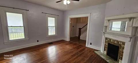 207 E 3rd St, Augusta, KY 41002 photo 11