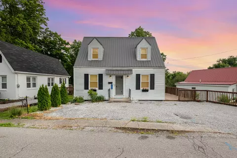 120 Cynthiana St, Williamstown, KY 41097