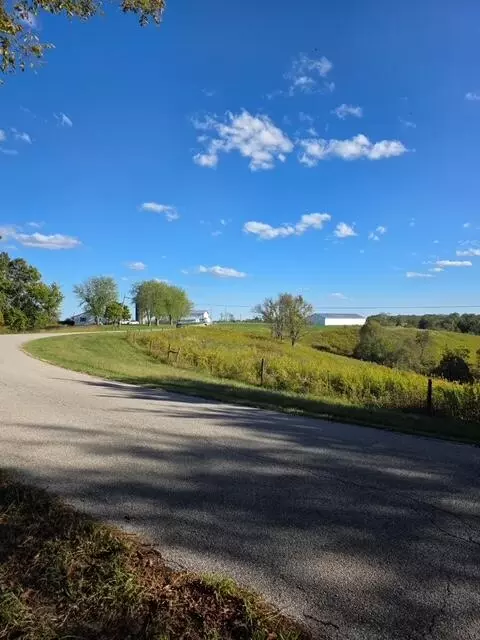 408 Mattox Rd, Falmouth, KY 41040