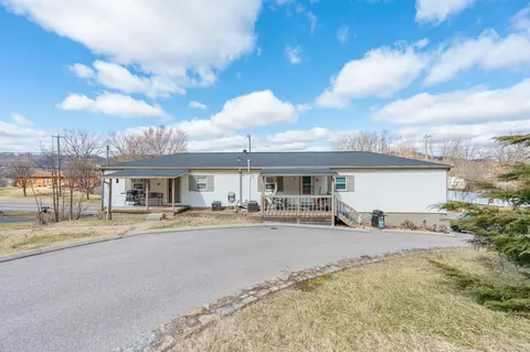 Exterior - 435 River Rd, Bromley, KY 41016 photo 5 of 11