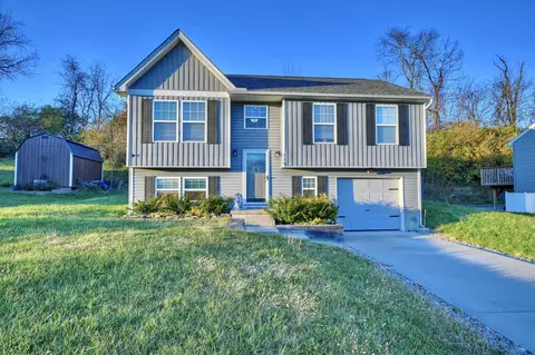 130 Ashley Dr, Dry Ridge, KY 41035