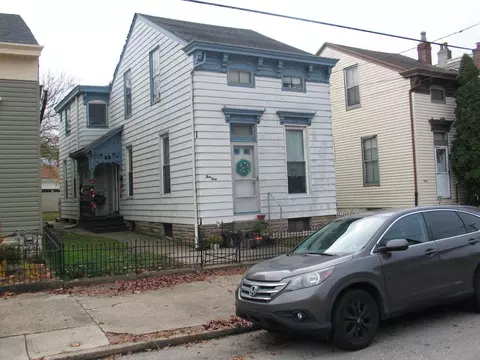 330 W 9th St W, Newport, KY 41071