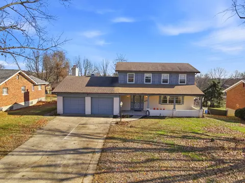 752 Meadow View Dr, Villa Hills, KY 41017 photo 1