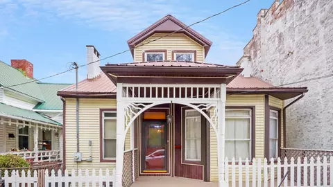 247 W 3rd St, Maysville, KY 41056