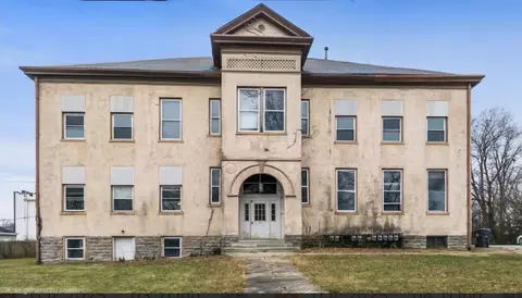 85 N Main St, Walton, KY 41094