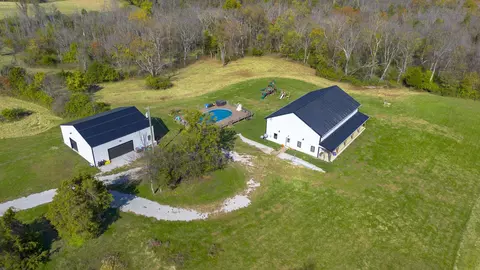 2794 Carmoncreek Rd, Campbellsburg, KY 40011