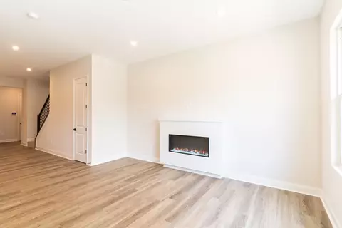 Living - 128 W 4th St, Covington, KY 41011 photo 5 of 11