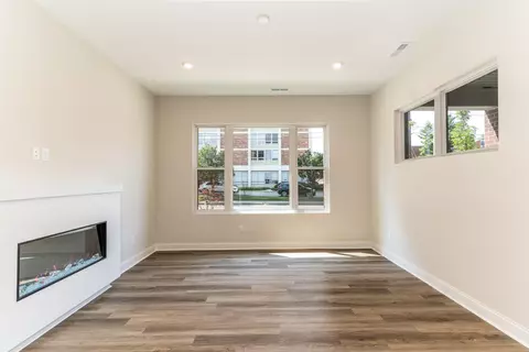 Living - 128 W 4th St, Covington, KY 41011 photo 4 of 11