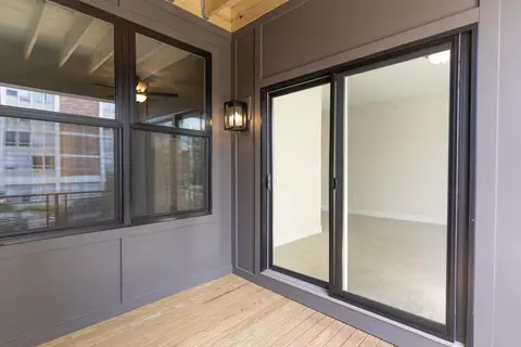 Exterior - 128 W 4th St, Covington, KY 41011 photo 3 of 6