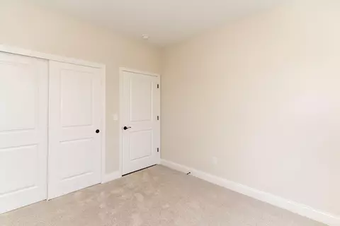 Bedroom - 2175 Esplanade St, Union, KY 41091 photo 4 of 6
