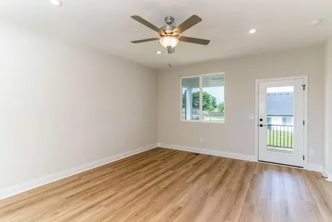 Living - 2175 Esplanade St, Union, KY 41091 photo 5 of 9