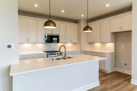 Kitchen - 2175 Esplanade St, Union, KY 41091 photo 1 of 3