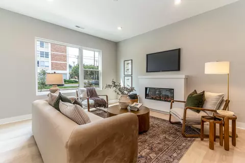 Living - 126 W 4th St, Covington, KY 41011 photo 2 of 6