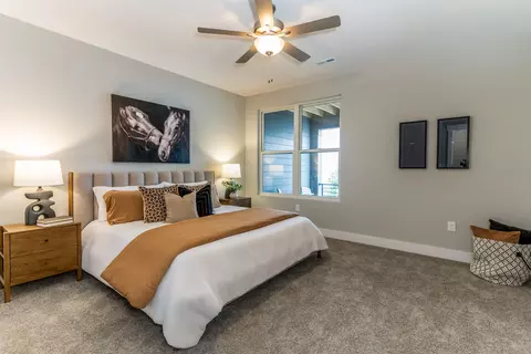 Bedroom - 126 W 4th St, Covington, KY 41011 photo 1 of 4