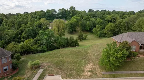 24 Andrew Cir, Cold Spring, KY 41076