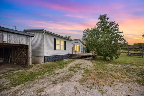 1672 Wagel Rd, Brooksville, KY 41004