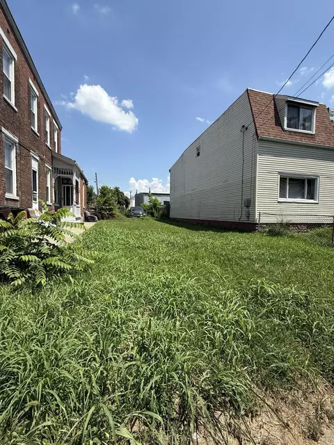 1532 Banklick St, Covington, KY 41011