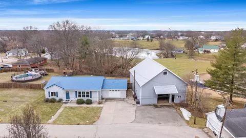 12 Cross St, Dry Ridge, KY 41035