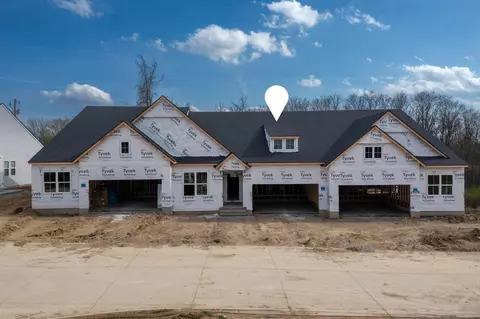 869 Amesbury Dr, Florence, KY 41042